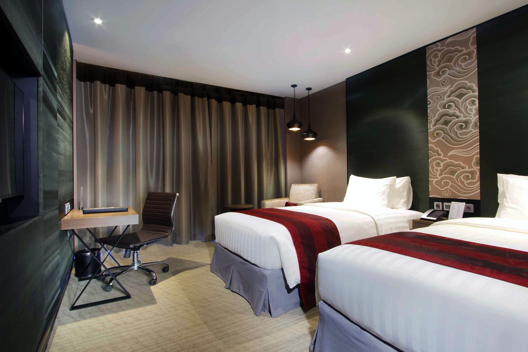 Aston Priority Simatupang Hotel And Conference Center Yakarta Exterior foto