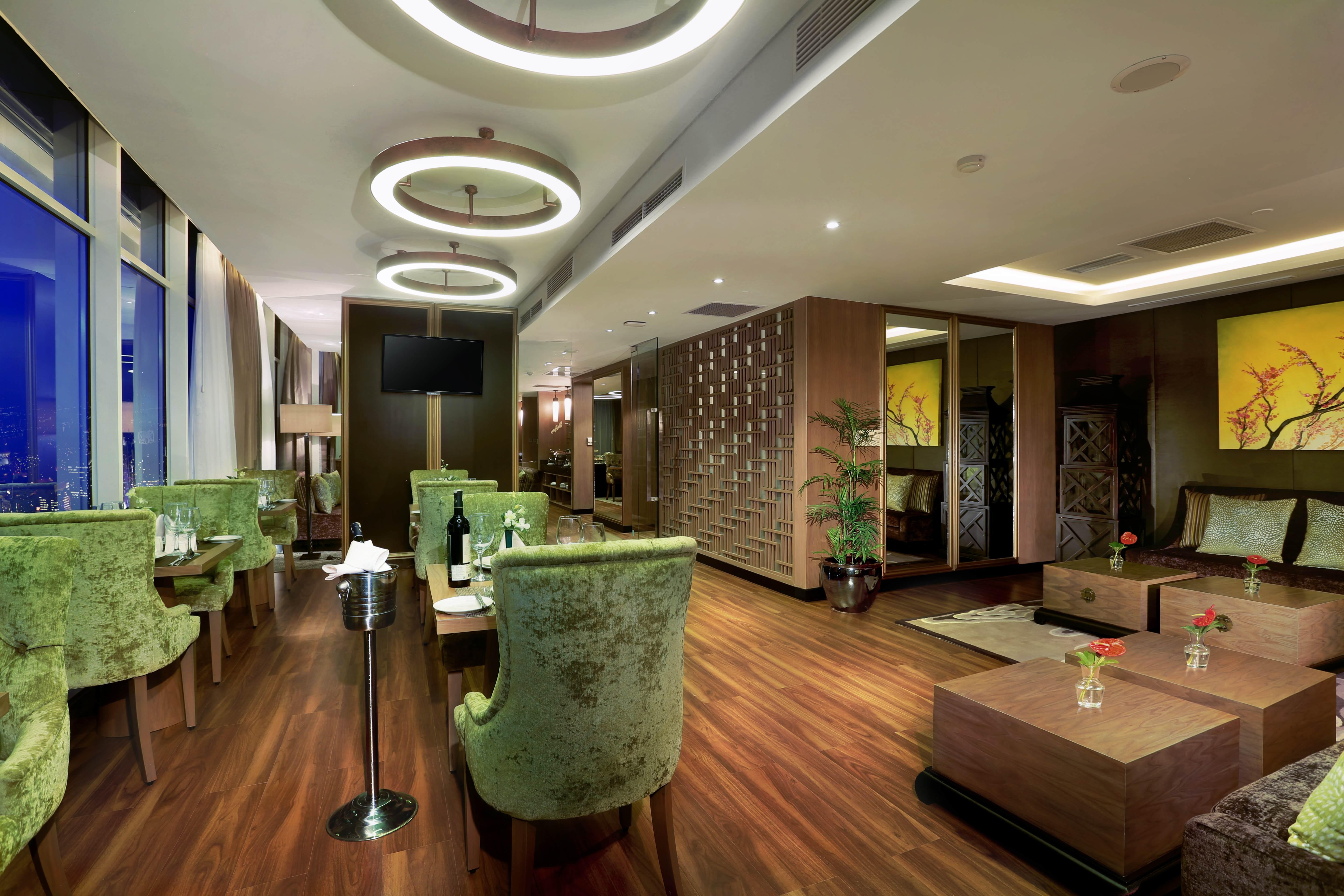 Aston Priority Simatupang Hotel And Conference Center Yakarta Exterior foto